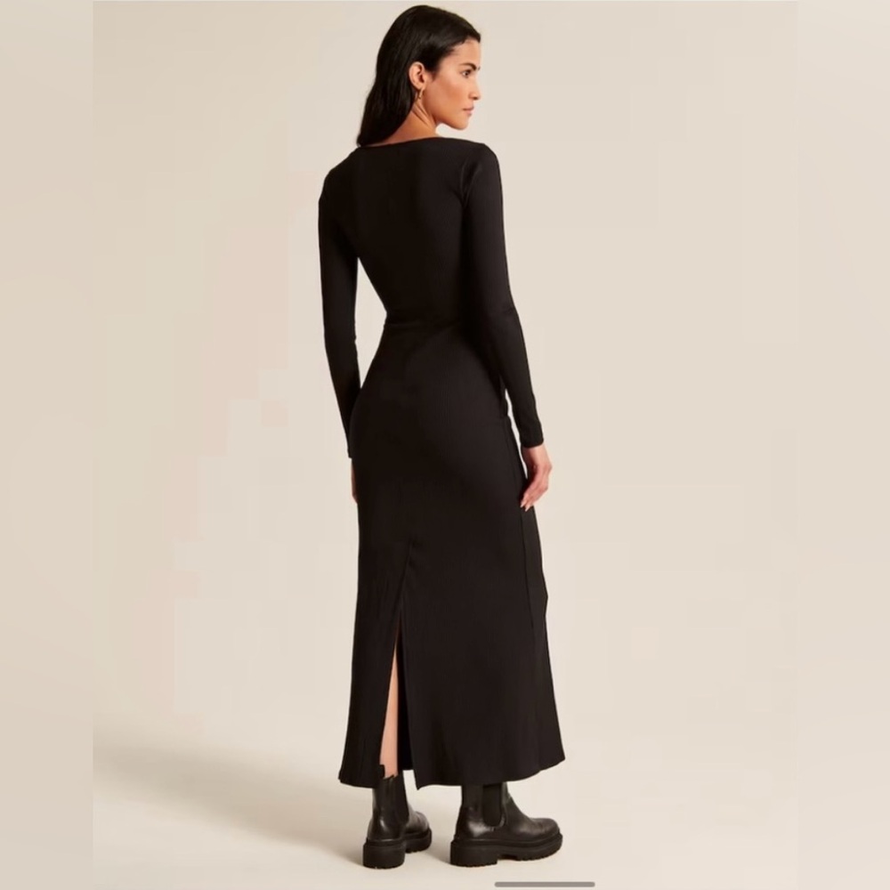 Long-sleeve Maxi dress